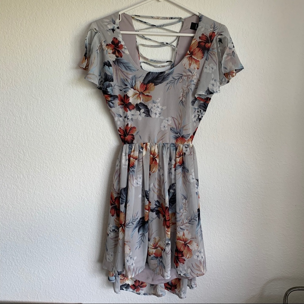 LuLu’s Floral Open Back Dress